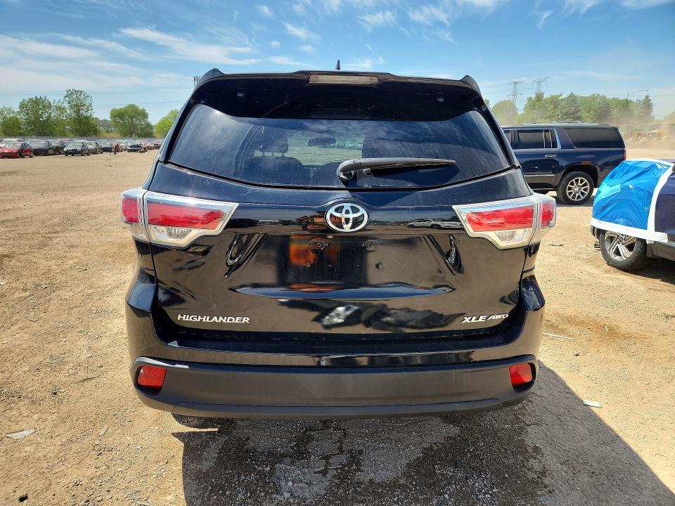 Продаж на аукціоні авто 2015 Toyota Highlander, vin: 5TDJKRFH0FS108897, номер лоту: 55908796