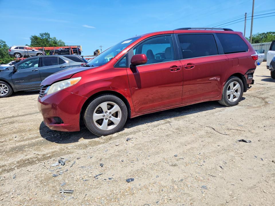 2017 Toyota Sienna მანქანა იყიდება აუქციონზე, vin: 5TDKZ3DCXHS799332, აუქციონის ნომერი: 58745816