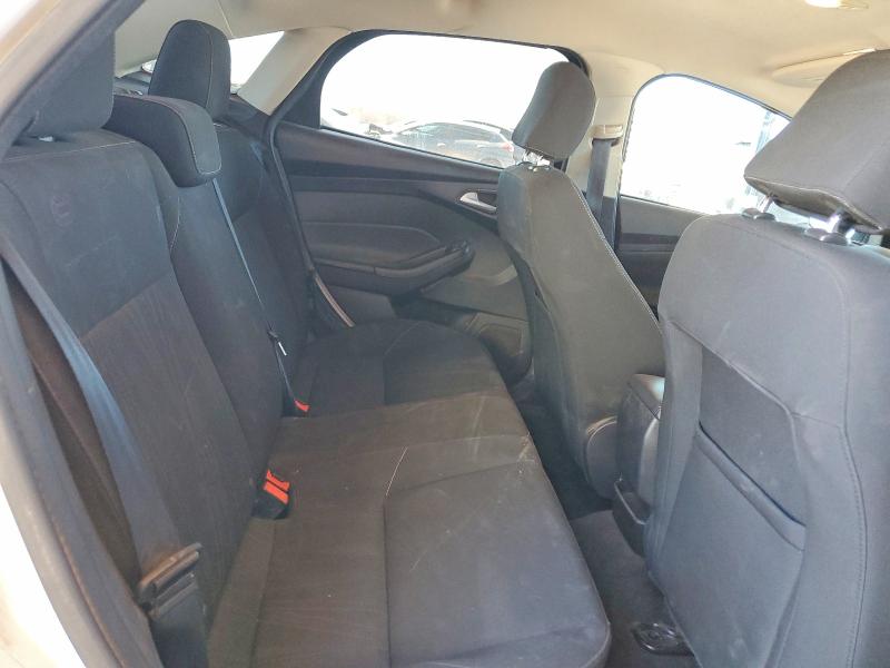56139846 :رقم المزاد ، 1FADP3F26GL326794 vin ، 2016 Ford Focus مزاد بيع