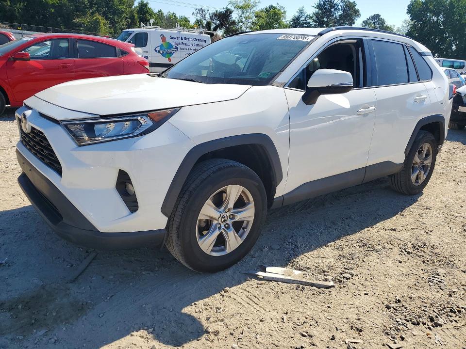 Auction sale of the 2021 Toyota Rav4, vin: 2T3P1RFV8MW155030, lot number: 55870096