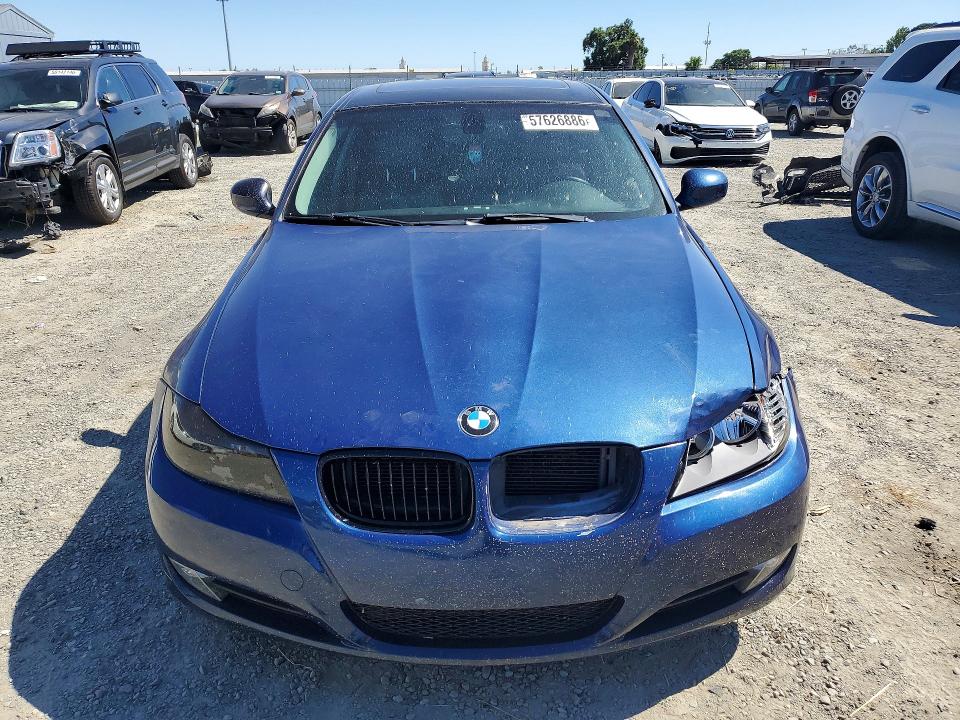 57626886 :رقم المزاد ، WBAPH5G54BNM79192 vin ، 2011 Bmw 328 مزاد بيع