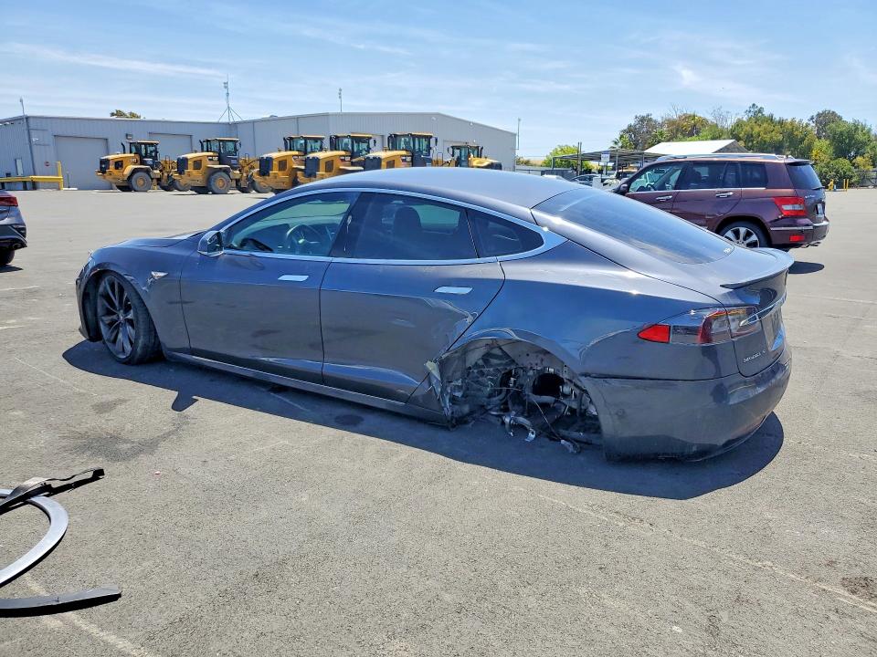 55804456 :رقم المزاد ، 5YJSA1E1XGF147080 vin ، 2016 Tesla Model S مزاد بيع