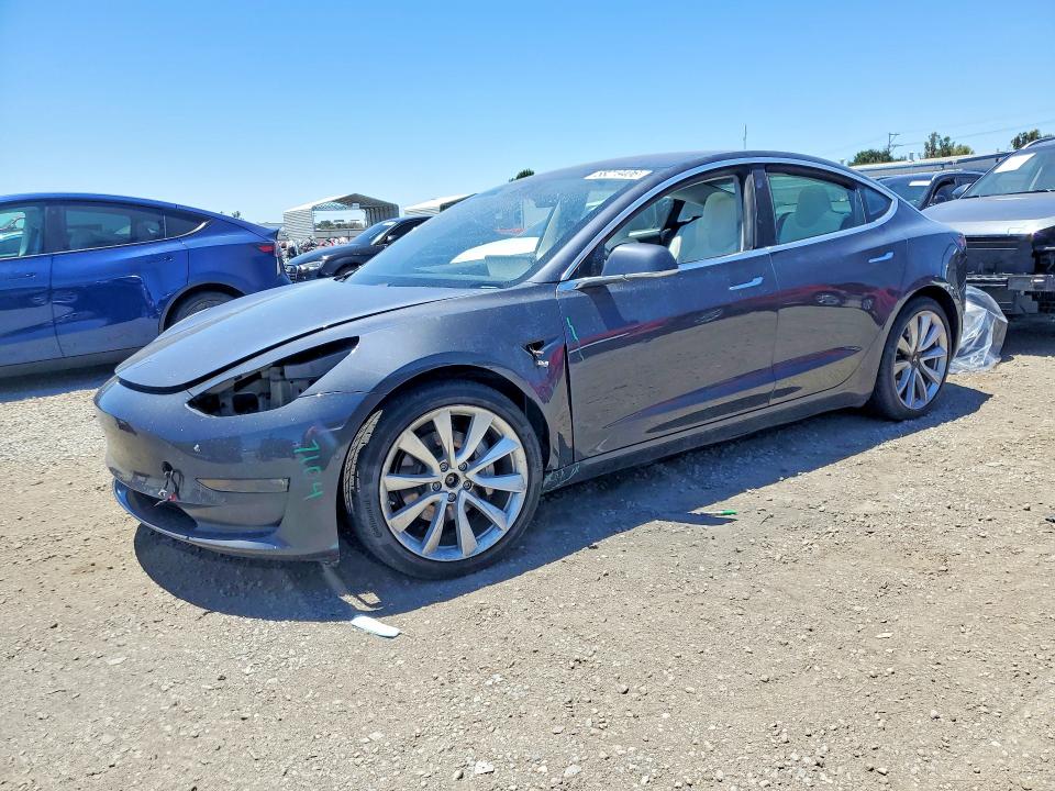 Auction sale of the 2018 Tesla Model 3, vin: 5YJ3E1EBXJF097239, lot number: 58219406