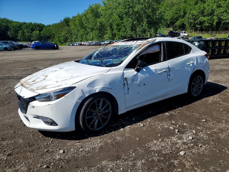 58534186 :رقم المزاد ، 3MZBN1W34JM164655 vin ، 2018 Mazda 3 مزاد بيع