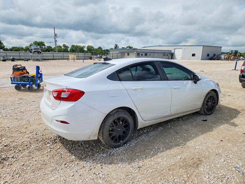 Продажа на аукционе авто 2018 Chevrolet Cruze, vin: 1G1BC5SMXJ7103618, номер лота: 57413136