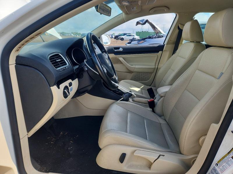 57265186 :رقم المزاد ، 3VWPL7AJ0DM685638 vin ، 2013 Volkswagen Jetta مزاد بيع