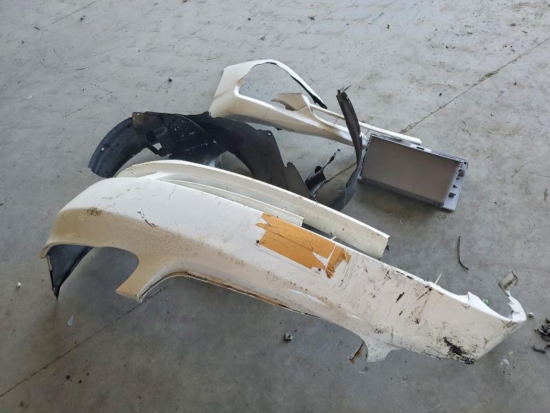 56432946 :رقم المزاد ، JTDBR32E760077045 vin ، 2006 Toyota Corolla مزاد بيع
