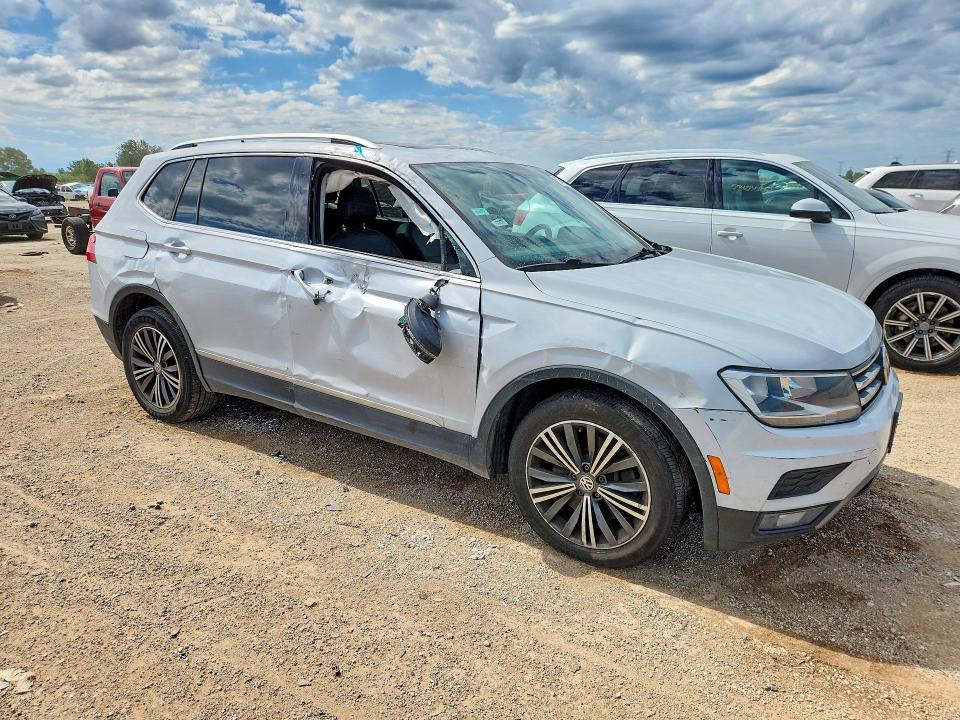 57402446 :رقم المزاد ، 3VV2B7AX4JM022574 vin ، 2018 Volkswagen Tiguan مزاد بيع