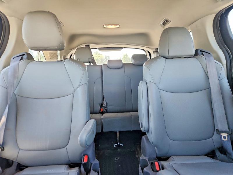 Auction sale of the 2021 Toyota Sienna, vin: 5TDJSKFCXMS028967, lot number: 58119246
