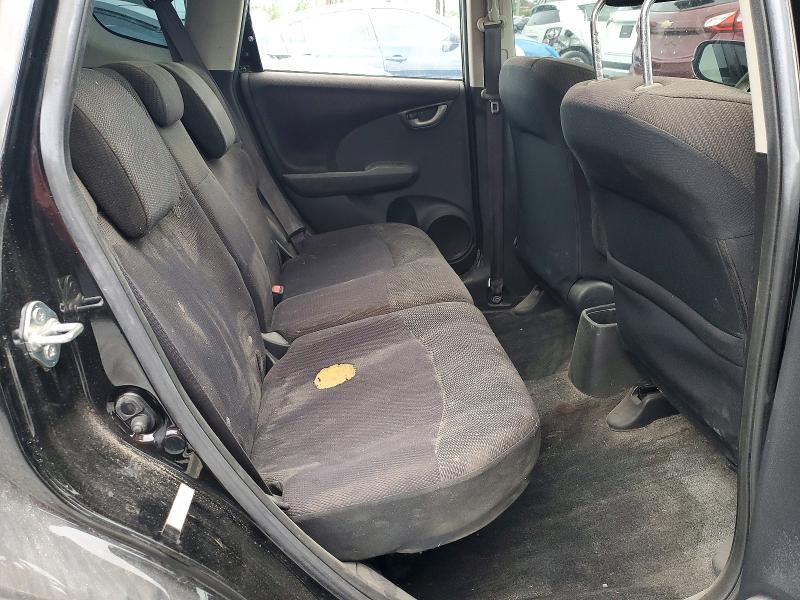 56143356 :رقم المزاد ، JHMGE8H59DC022368 vin ، 2013 Honda Fit مزاد بيع