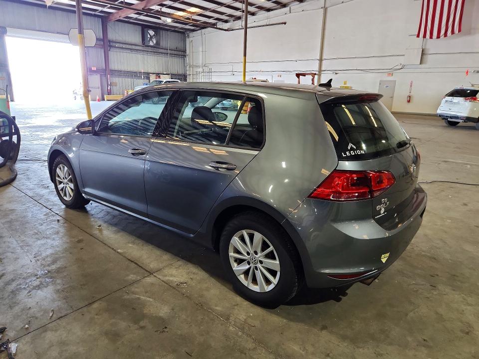 55807646 :رقم المزاد ، 3VW217AUXGM038839 vin ، 2016 Volkswagen Golf مزاد بيع