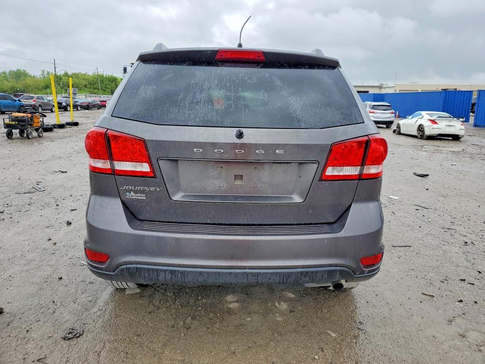 58800146 :رقم المزاد ، 3C4PDCBB4FT630800 vin ، 2015 Dodge Journey مزاد بيع