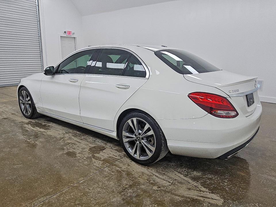 2018 Mercedes-benz C მანქანა იყიდება აუქციონზე, vin: 55SWF4JB3JU245358, აუქციონის ნომერი: 56258286