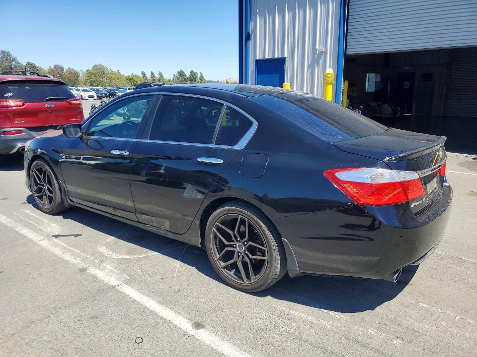 Продажа на аукционе авто 2015 Honda Accord, vin: 1HGCR2F50FA239053, номер лота: 58611106