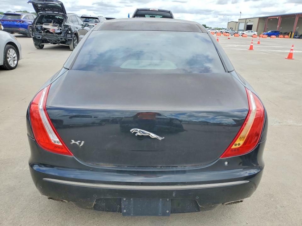 2011 Jaguar Xj მანქანა იყიდება აუქციონზე, vin: SAJWA1CB3BLV07424, აუქციონის ნომერი: 56545356