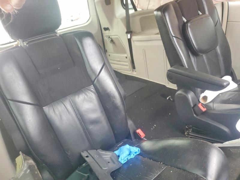 57964546 :رقم المزاد ، 2C4RC1GG1ER461812 vin ، 2014 Chrysler Town & Country مزاد بيع