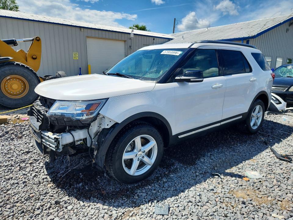57953896 :رقم المزاد ، 1FM5K8D88HGD18154 vin ، 2017 Ford Explorer مزاد بيع