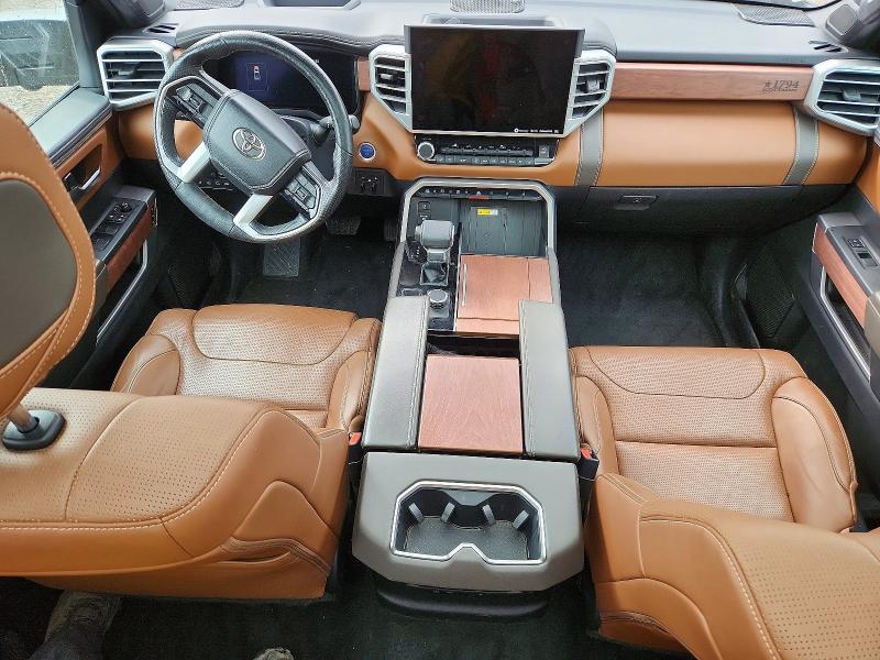 57226376 :رقم المزاد ، 5TFMC5DB6NX006689 vin ، 2022 Toyota Tundra مزاد بيع