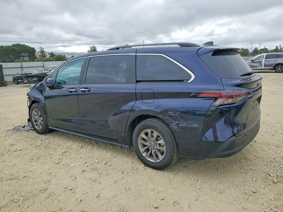Продажа на аукционе авто 2024 Toyota Sienna, vin: 5TDYRKEC7RS214727, номер лота: 58258266