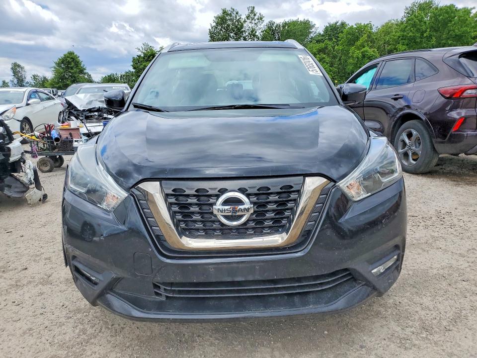 57652416 :رقم المزاد ، 3N1CP5CU9KL527662 vin ، 2019 Nissan Kicks مزاد بيع