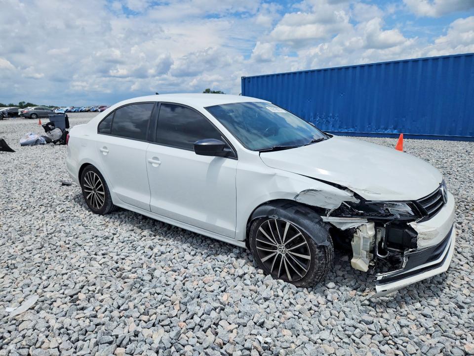 56818976 :رقم المزاد ، 3VWD17AJXFM408863 vin ، 2015 Volkswagen Jetta مزاد بيع
