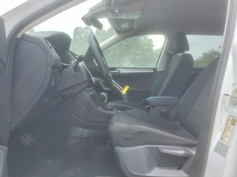 57212916 :رقم المزاد ، 3VV0B7AX8NM030402 vin ، 2022 Volkswagen Tiguan مزاد بيع
