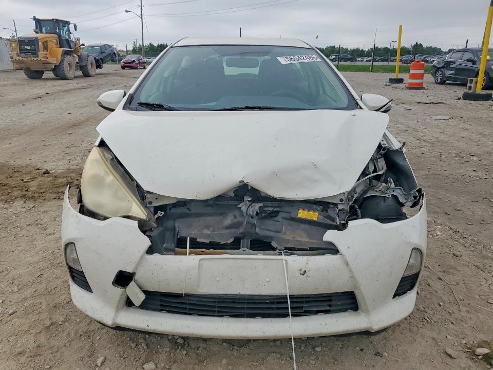 56542486 :رقم المزاد ، JTDKDTB32C1503923 vin ، 2012 Toyota Prius C مزاد بيع