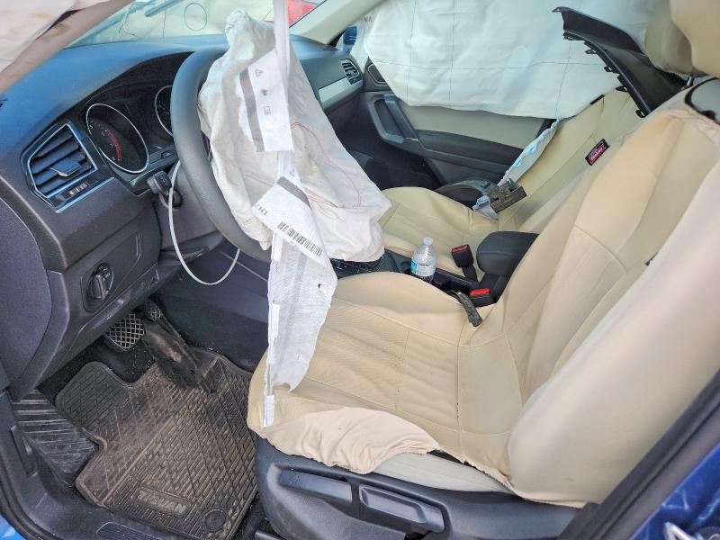 Продажа на аукционе авто 2018 Volkswagen Tiguan, vin: 3VV1B7AX6JM145501, номер лота: 56316656
