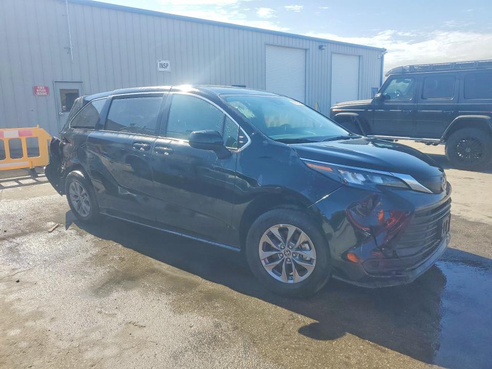 Продаж на аукціоні авто 2025 Toyota Sienna, vin: 5TDKRKEC2SS240227, номер лоту: 56510566