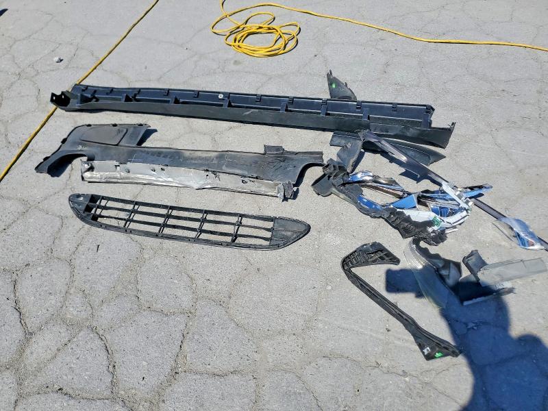 2015 Jeep Cherokee მანქანა იყიდება აუქციონზე, vin: 1C4PJMBS3FW558173, აუქციონის ნომერი: 56159186