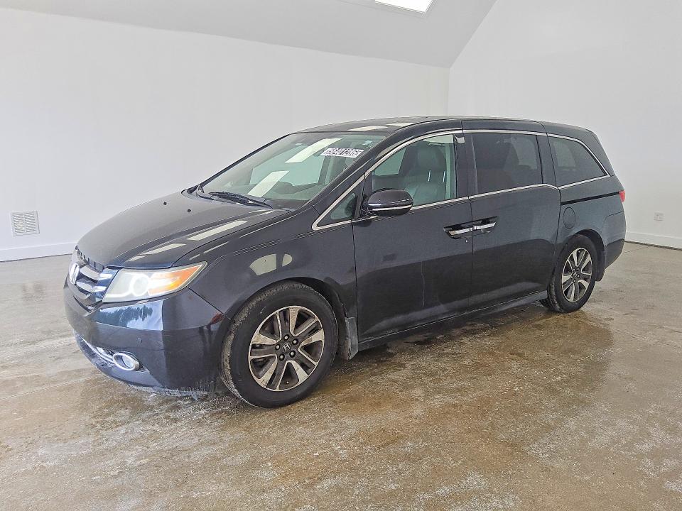 56401286 :رقم المزاد ، 5FNRL5H90FB102746 vin ، 2015 Honda Odyssey مزاد بيع