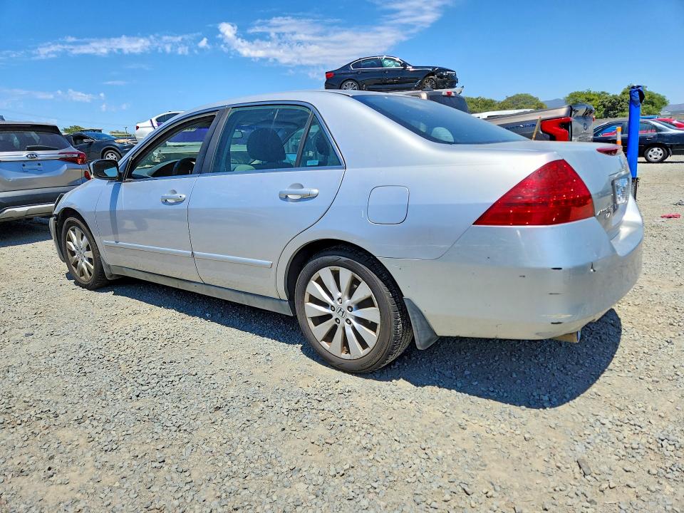 Продажа на аукционе авто 2007 Honda Accord, vin: 1HGCM66387A016068, номер лота: 55361926