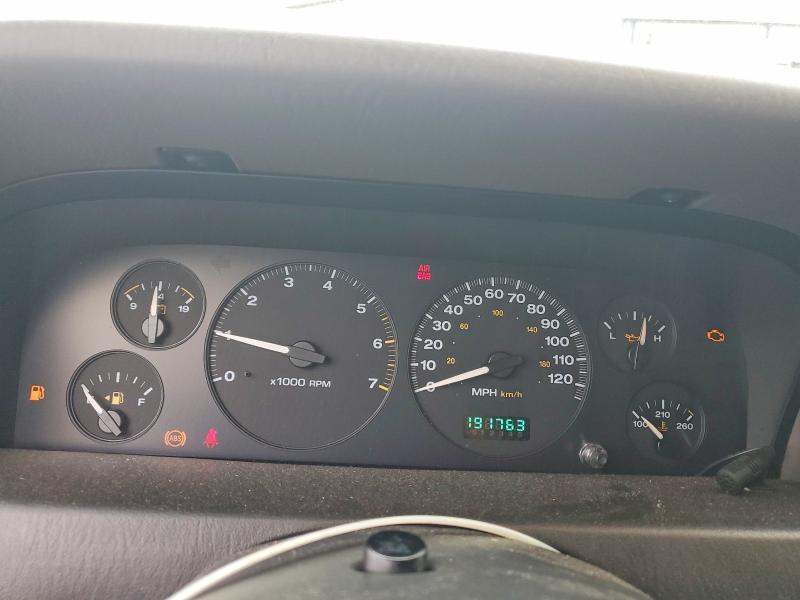 56829726 :رقم المزاد ، 1J4GX48S12C313948 vin ، 2002 Jeep Grand Cherokee مزاد بيع