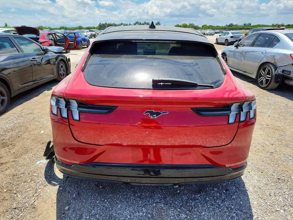 2021 Ford Mustang Mach-e მანქანა იყიდება აუქციონზე, vin: 3FMTK3RM2MMA18979, აუქციონის ნომერი: 55611446