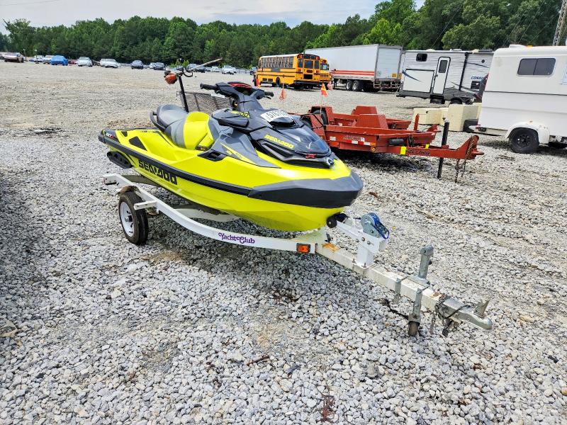 57679386 :رقم المزاد ، CAYDV01015J718 vin ، 2018 Sea-doo Rxt 260 مزاد بيع