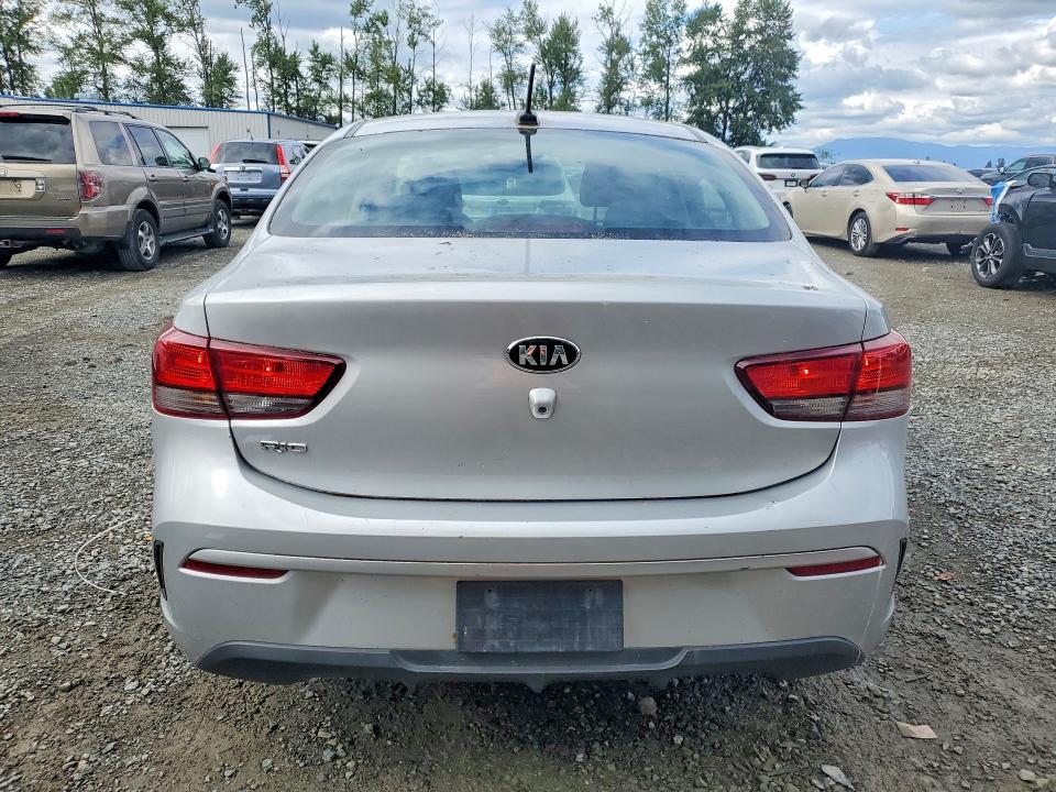 2021 Kia Rio მანქანა იყიდება აუქციონზე, vin: 3KPA24AD4ME378116, აუქციონის ნომერი: 56098626