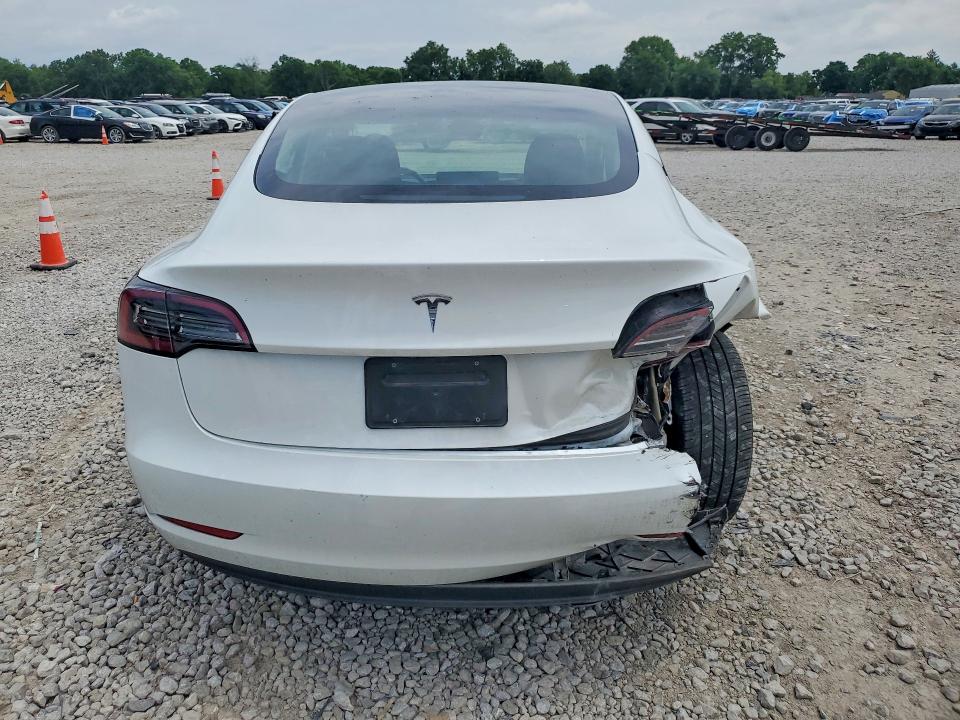 Продажа на аукционе авто 2023 Tesla Model 3, vin: 5YJ3E1EA0PF671640, номер лота: 57377066