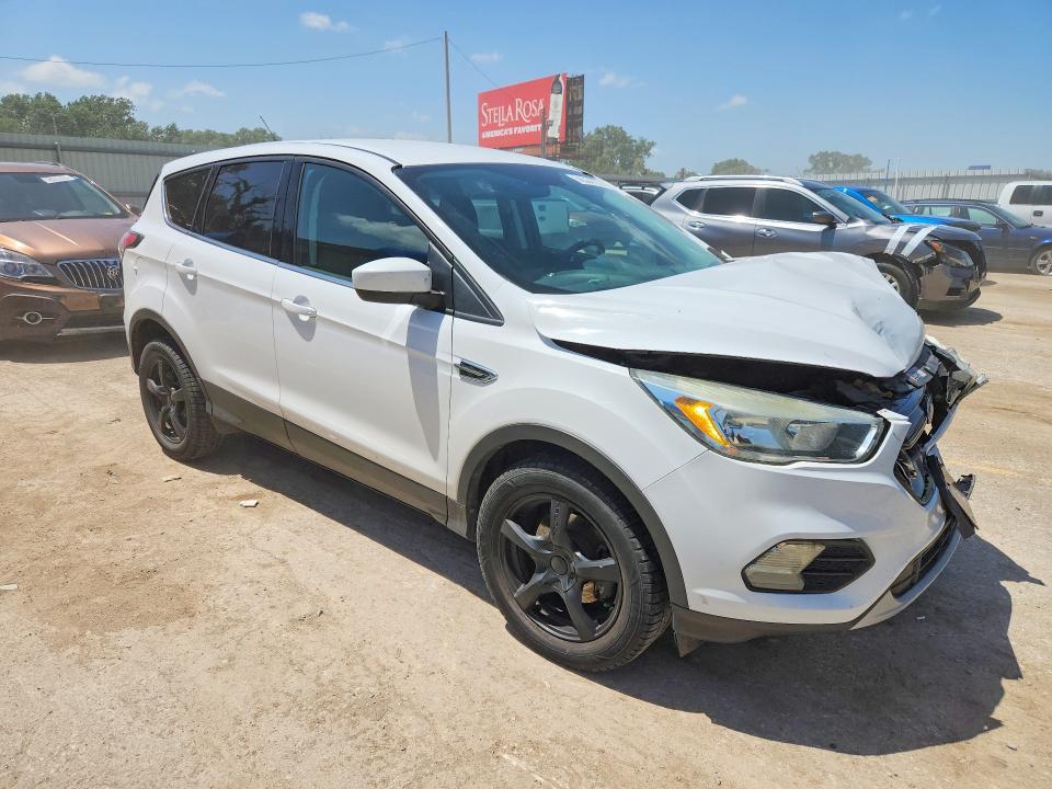 Продаж на аукціоні авто 2017 Ford Escape, vin: 1FMCU0GD0HUA28004, номер лоту: 56534726
