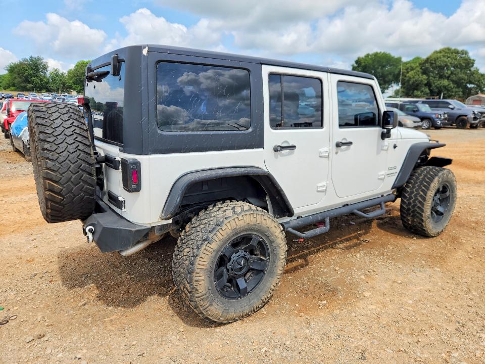 2014 Jeep Wrangler Unlimited მანქანა იყიდება აუქციონზე, vin: 1C4BJWDG0EL110083, აუქციონის ნომერი: 57725516