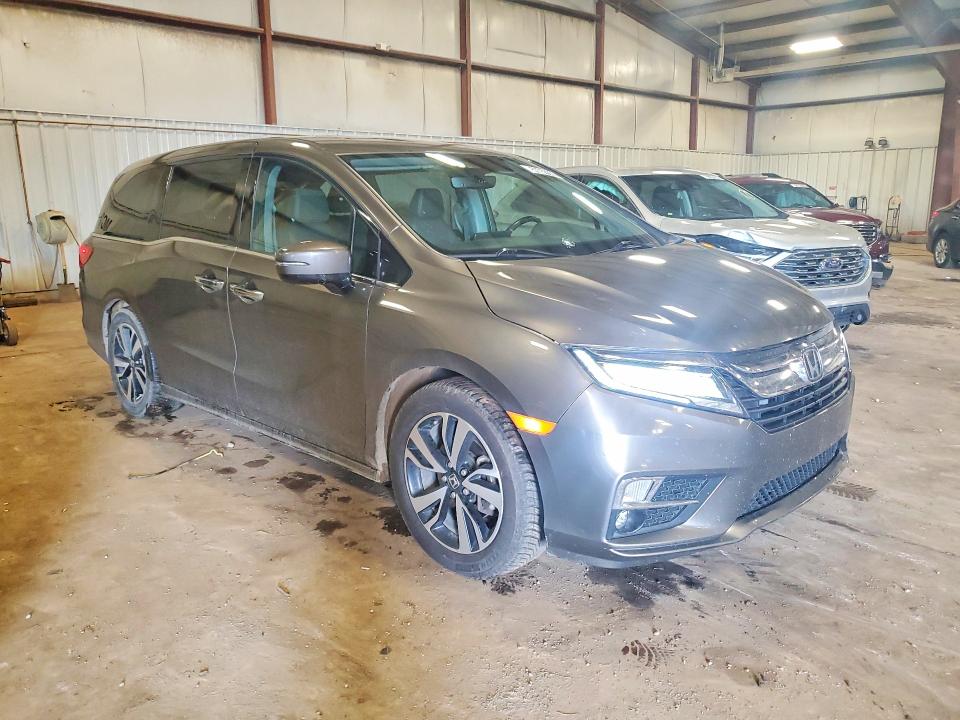 57750836 :رقم المزاد ، 5FNRL6H90JB019686 vin ، 2018 Honda Odyssey مزاد بيع