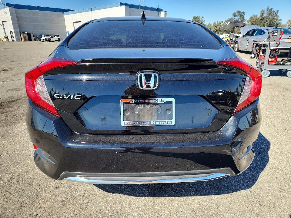 Продаж на аукціоні авто 2021 Honda Civic, vin: 19XFC1F33ME209450, номер лоту: 58232036