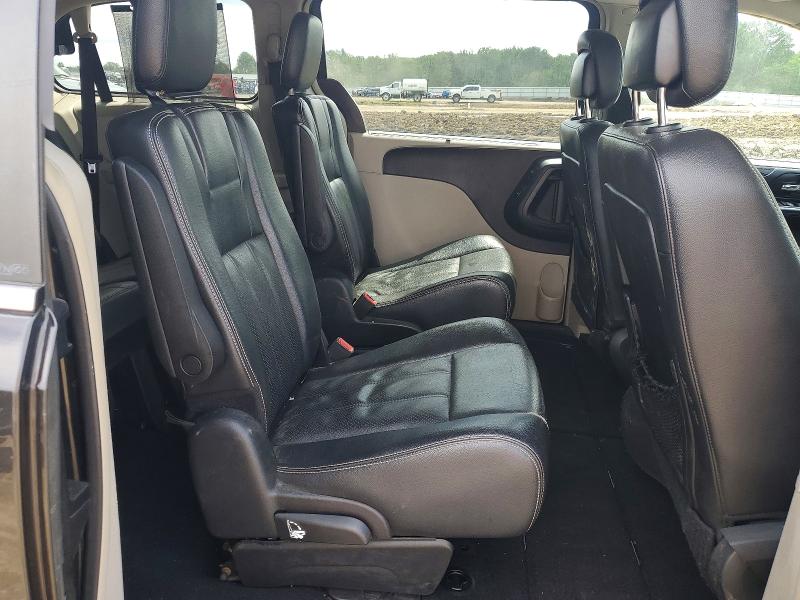 58972666 :رقم المزاد ، 2C4RC1CG3ER251637 vin ، 2014 Chrysler Town & Country مزاد بيع