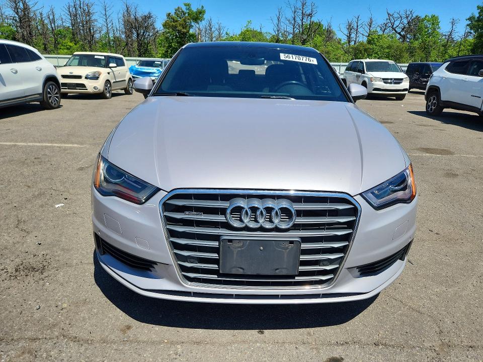 56170776 :رقم المزاد ، WAUB8GFF2G1054178 vin ، 2016 Audi A3 مزاد بيع