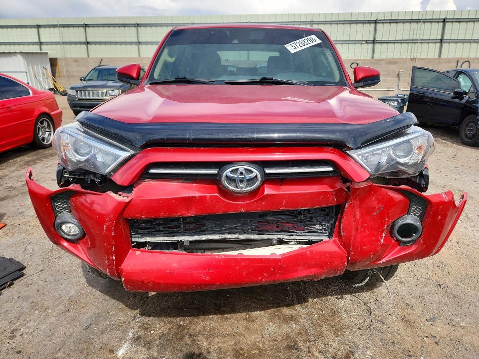 57268206 :رقم المزاد ، JTEMU5JR4N6019246 vin ، 2022 Toyota 4runner مزاد بيع