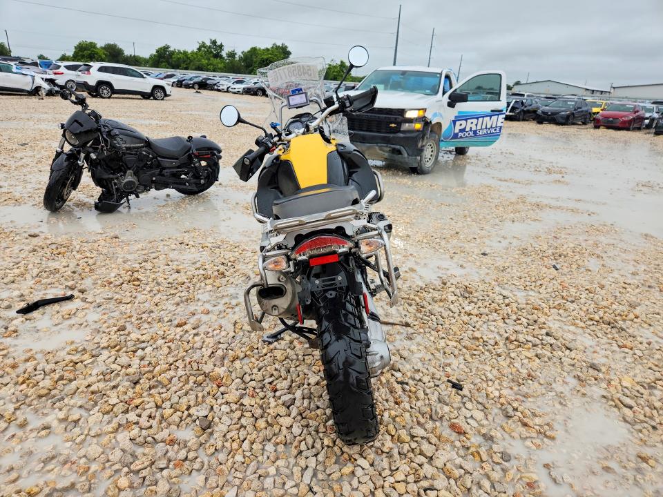 54858776 :رقم المزاد ، WB1048003BZX66805 vin ، 2011 Bmw R1200 مزاد بيع