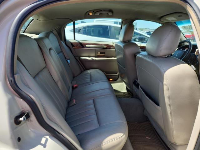 2006 Lincoln Town Car მანქანა იყიდება აუქციონზე, vin: 1LNHM81W26Y602834, აუქციონის ნომერი: 58206366