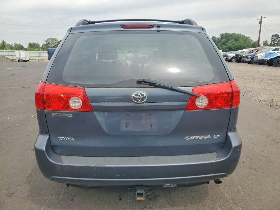 Продажа на аукционе авто 2010 Toyota Sienna, vin: 5TDKK4CC9AS305950, номер лота: 58778596
