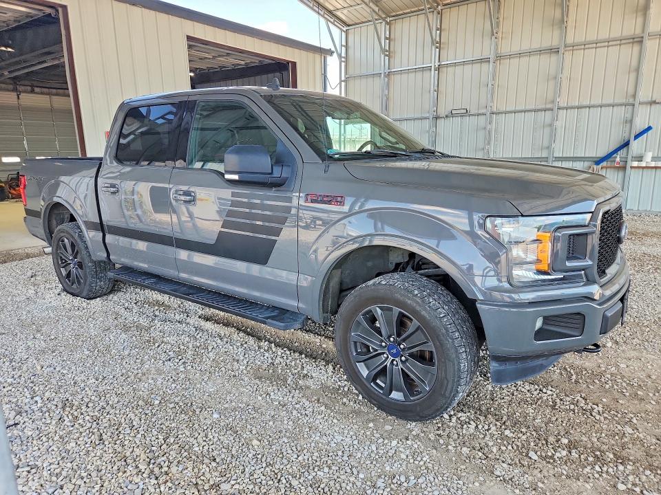 57348236 :رقم المزاد ، 1FTEW1EGXJFC16016 vin ، 2018 Ford F150 مزاد بيع