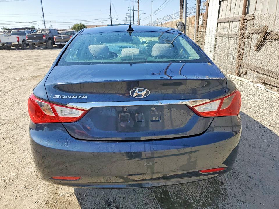 56309886 :رقم المزاد ، 5NPEB4AC4BH174546 vin ، 2011 Hyundai Sonata مزاد بيع