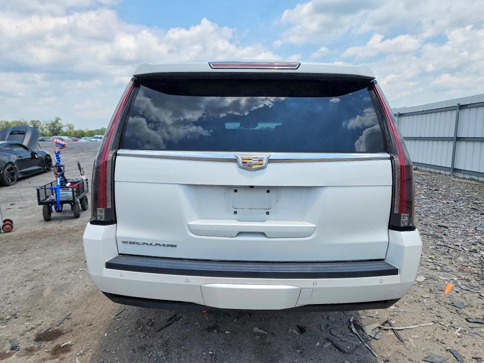 58011096 :رقم المزاد ، 1GYS4JKJ1GR114887 vin ، 2016 Cadillac Escalade مزاد بيع